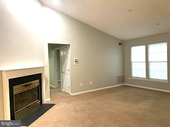 5th image of 23 Laurel Path Ct #6