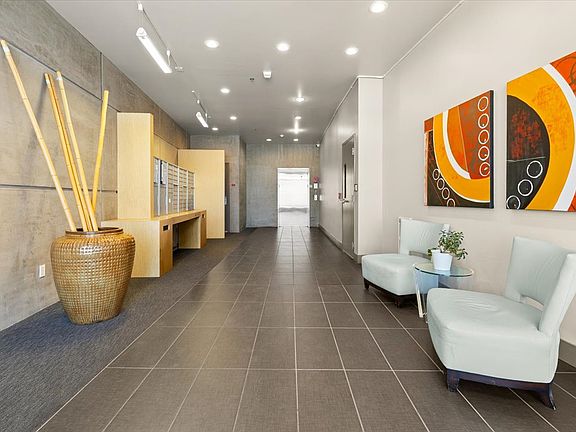 4th image of 2960 Eastlake Ave E APT 111