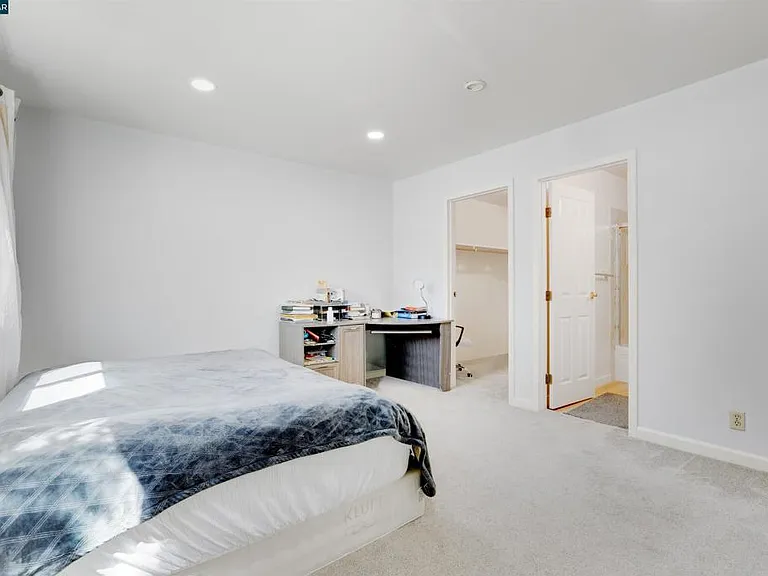9085 Alcosta Blvd #409 — Photo 18
