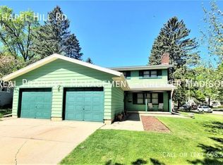 914 Chapel Hill Rd, Madison, WI 53711