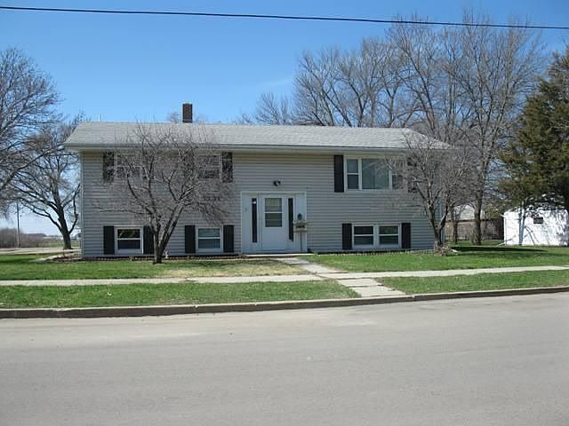 1st image of 1131 3rd Ave