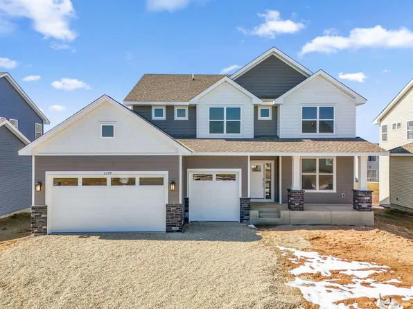 2399 Tyrone Dr, Shakopee, MN 55379