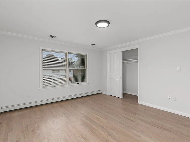 4 Coppola St #2 — Photo 12