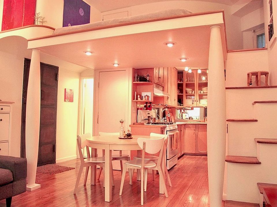 2nd image of 305 W 55th St APT D