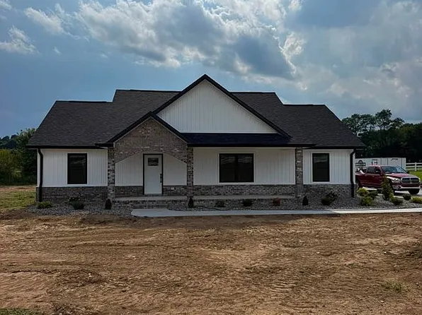 133 Woodland Heights Pkwy, Campbellsville, KY 42718