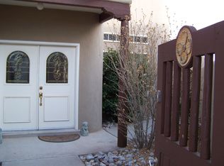 2255 Calle De Alifas SW, Los Lunas, NM 87031