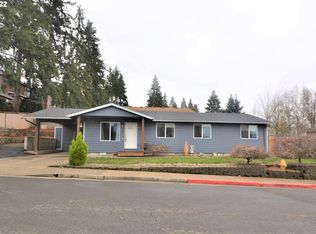 303 E 12th St, Lafayette, OR 97127