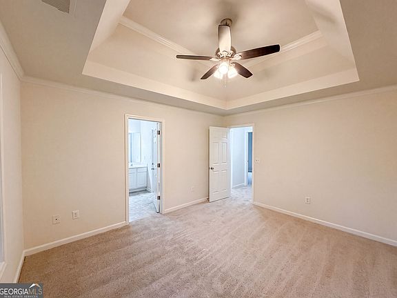 4th image of 325 Spring Lake Ct