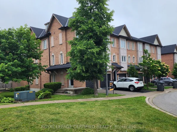 1128 Dundas St W #1, Mississauga, ON L5C 1E1