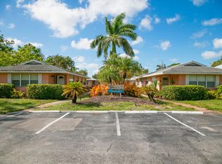 520 97th A N, Naples, FL 34108