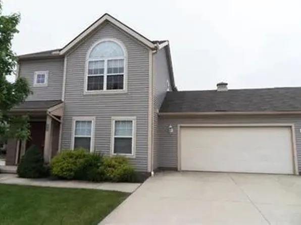 8706 Quailridge Ct, Macedonia, OH 44056