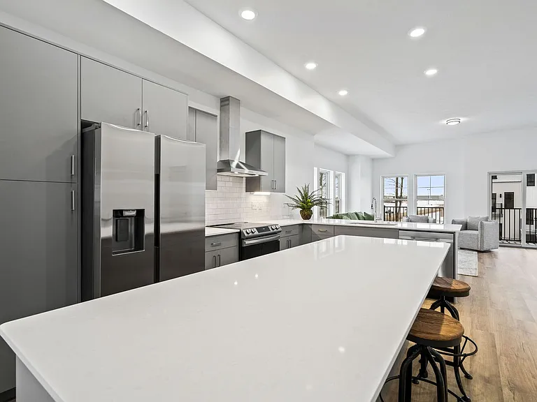 NorthWest TownHomes — Photo 20