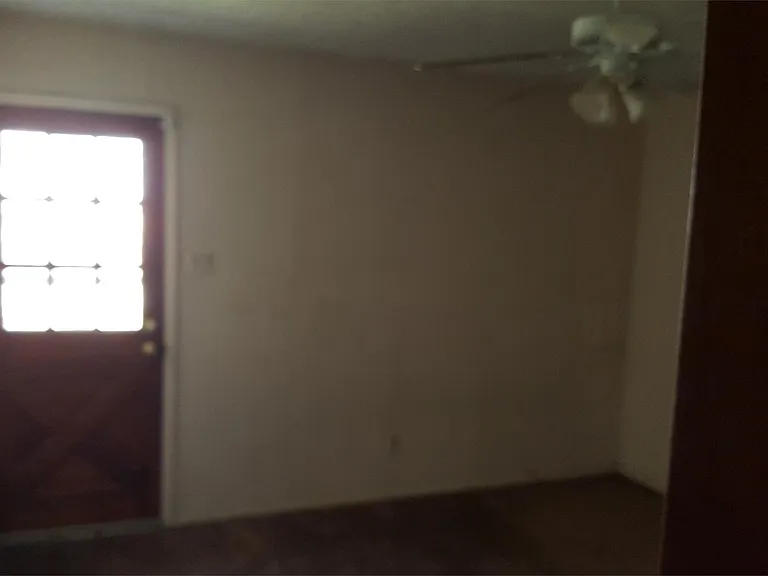 1037 Southmoor Ave — Photo 4