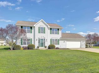 1533 Shadow Ridge Way, De Pere, WI 54115