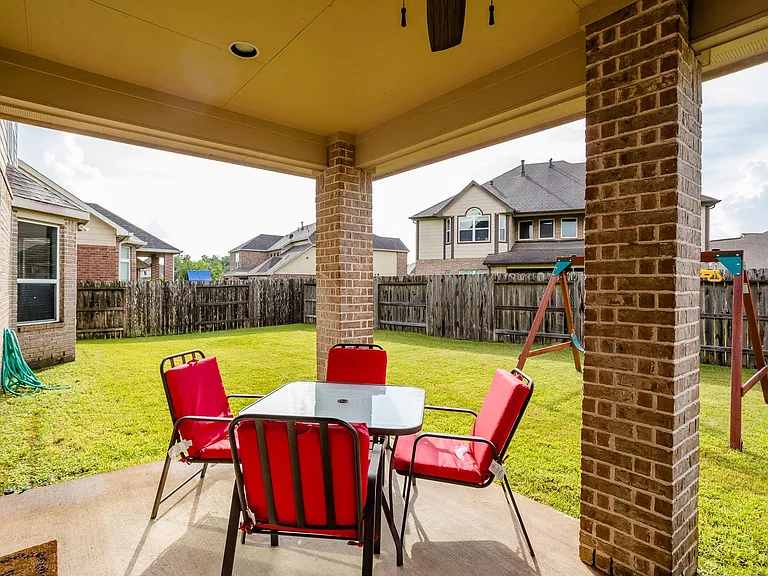 4622 Regal Shadow Ln — Photo 37