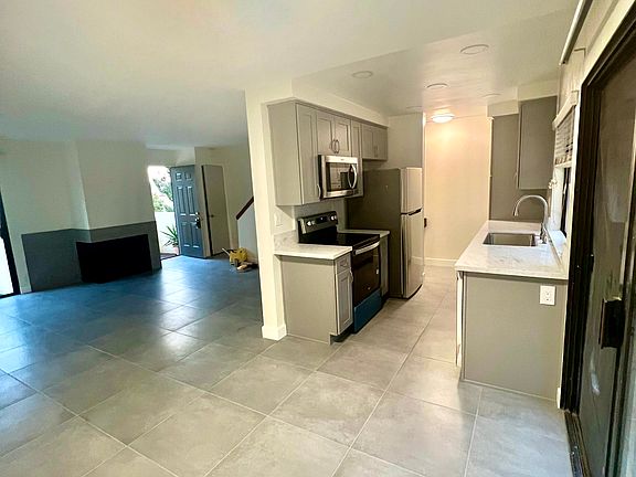 4th image of 6665 Canyon Rim Row Unit 215