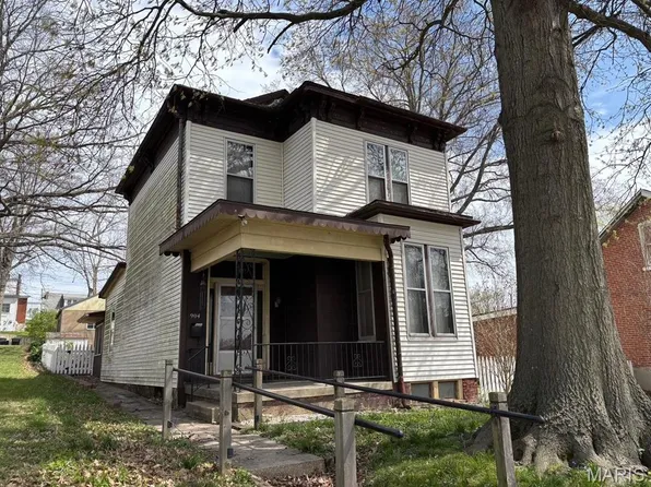 904 S Jackson St, Belleville, IL 62220