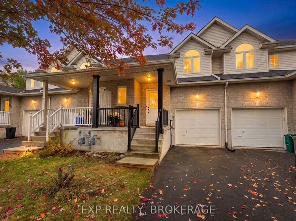 702 Maclean Ct, Kingston, ON K7K 7L8