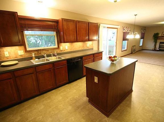 3rd image of 8556 Clover Glade Dr