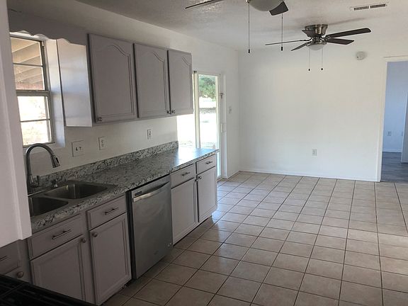 5th image of 26 Mirasol Ln