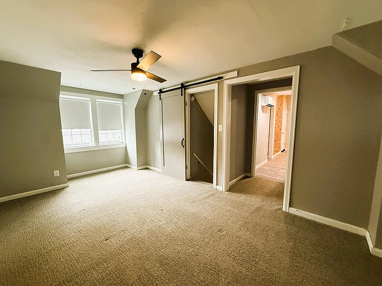514 S Crestway St — Photo 17