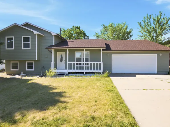 1105 Fir Dr, Rapid City, SD 57701