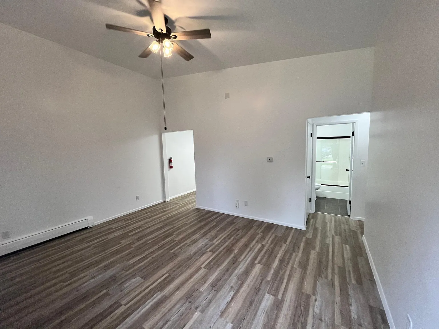 1606 Bryan St — Photo 1