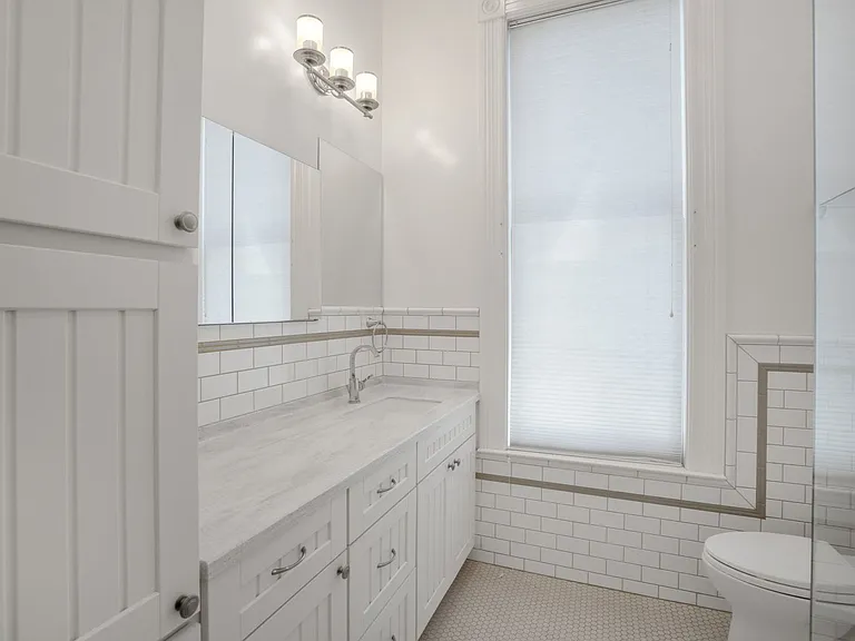 2852 Pine St #2854 — Photo 19
