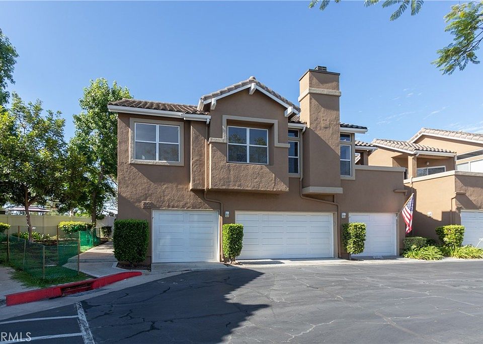 1st image of 28456 Klondike Dr