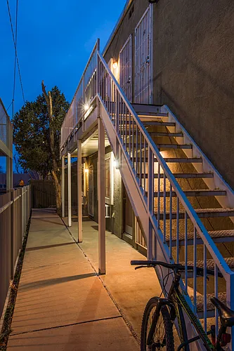 Updated Studio Tucked off the Beaten Path Just 3 Blocks to UNM Photo 1