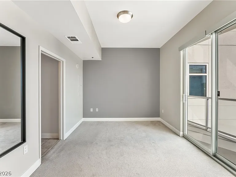150 Las Vegas Blvd #1711 — Photo 19