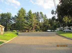 5th image of 12 Skyridge Ln