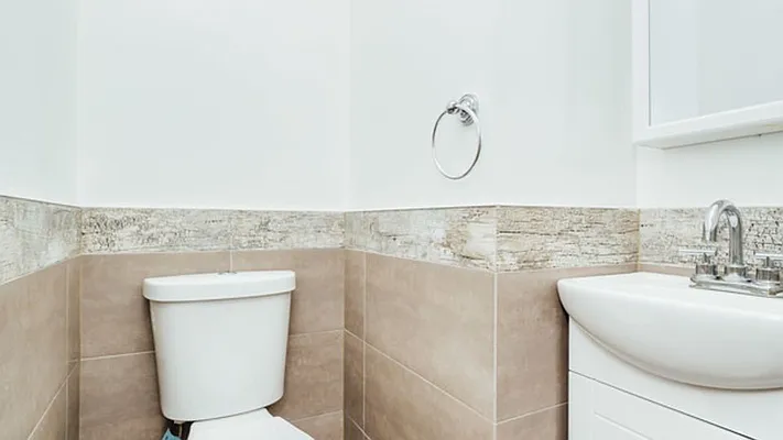 Rented by Nooklyn NYC LLC | media 19