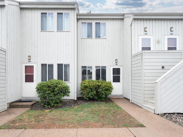 424 Emmett St APT C, Bristol, CT 06010