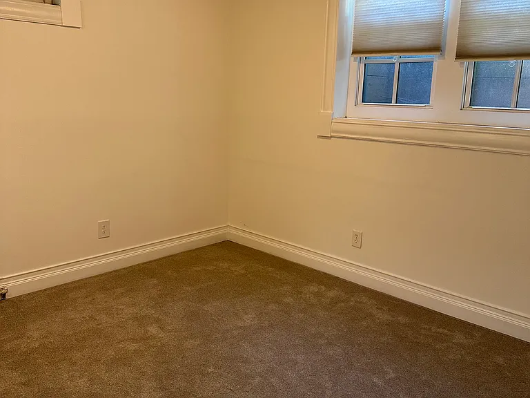 2609 Fremont Ave S #14 — Photo 10