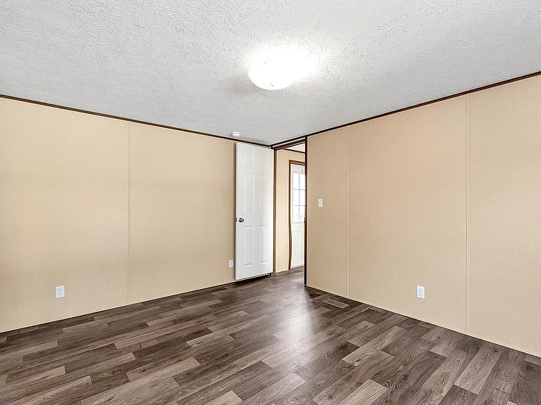 200 Boardwalk Dr — Photo 17