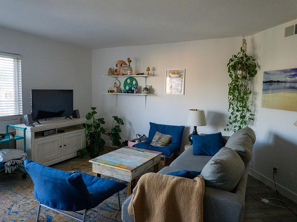 1st image of 8038 Blackburn Ave APT 9