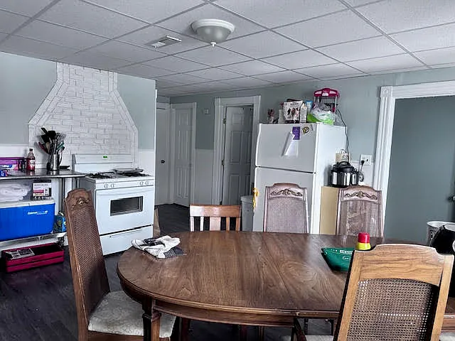 19 Gardner Ave #2 — Photo 12