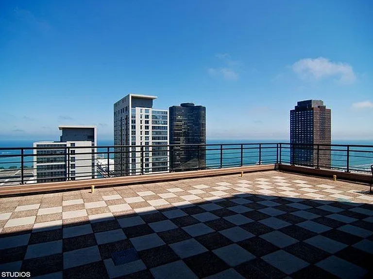 401 E Ontario St #2504 — Photo 9
