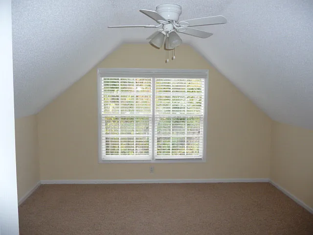 510 McCauley St — Photo 9