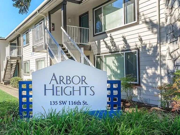 Arbor Heights — Photo 8
