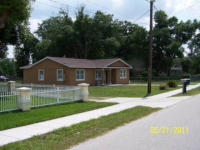 2nd image of 1320 Perkins Rd