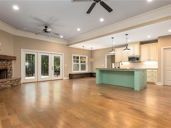 5th image of 108 Lee Road 2184