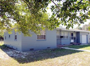 2560 Eastland Rd, Mount Dora, FL 32757