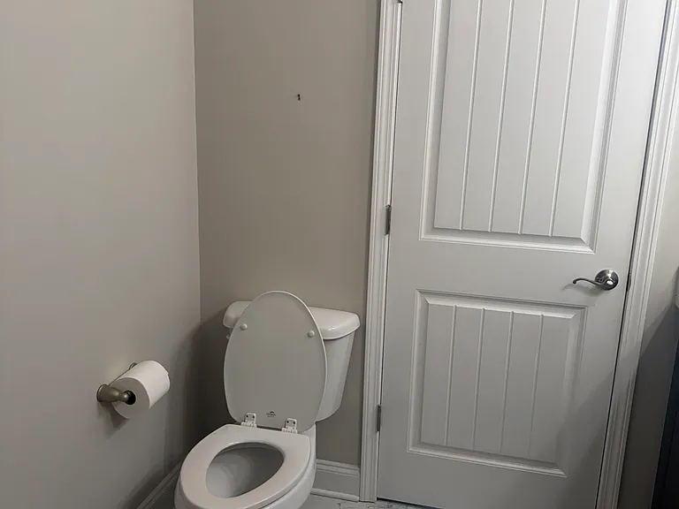 201B Burns Ave — Photo 9