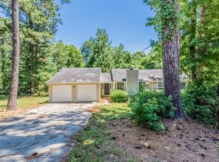 359 Montgomery Pl, Jonesboro, GA 30238