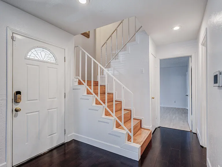 1714 Place One Ln — Photo 8