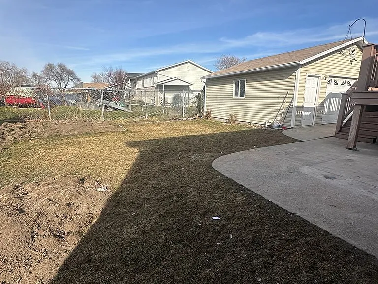 1416 W Harris Ave — Photo 24