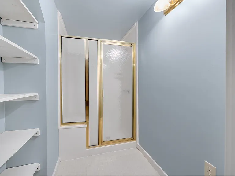 1396 Munford Ave — Photo 28