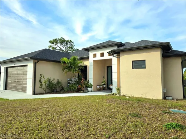 705 Harding Ln, Lehigh Acres, FL 33936